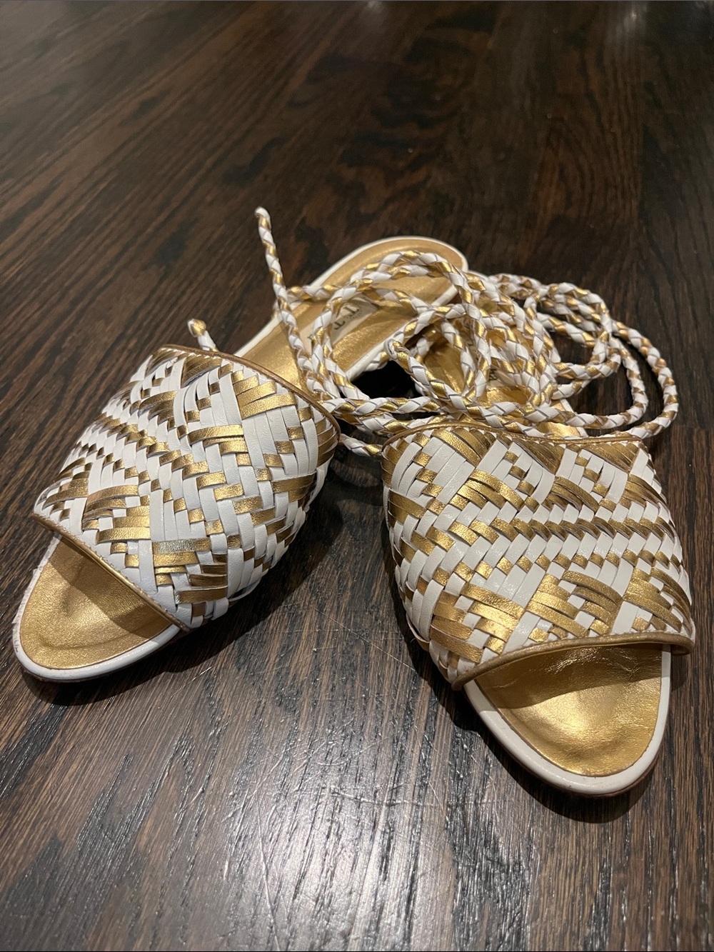 Taha White and Gold Woven Lace-Up Women’s Sandals 6/6.5
